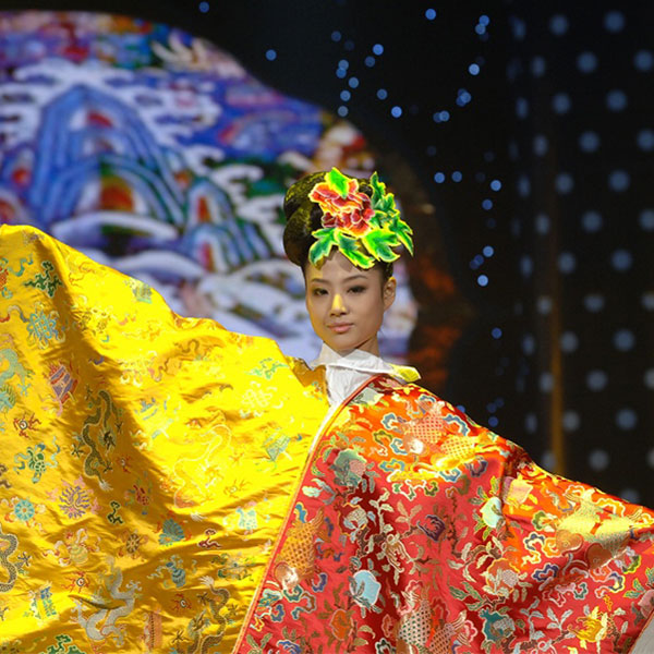 云锦龙凤呈祥服饰 云锦龙凤呈祥服饰